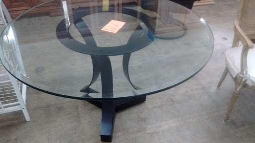 Thrift Store «Angel View Resale Store - Desert Hot Springs», reviews and photos