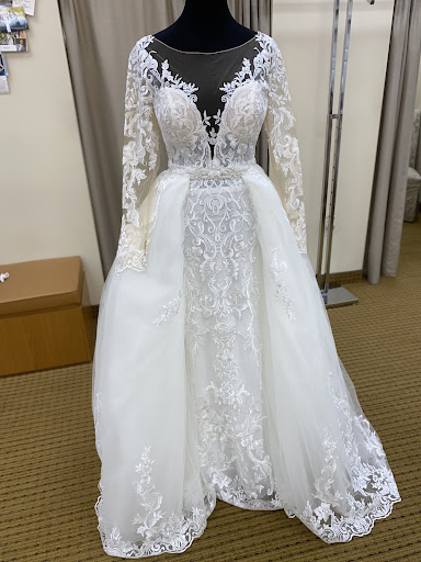 Bridal Shop «Allure Bridal Salon», reviews and photos, 29457 W 6 Mile Rd, Livonia, MI 48152, USA