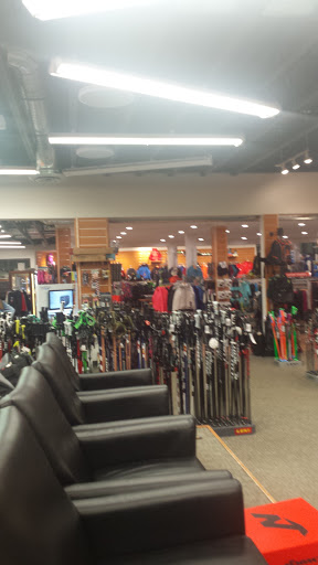 Ski Rental Service «Christy Sports - Ski & Patio», reviews and photos, 182 Avon Rd, Avon, CO 81620, USA