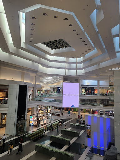 Popcorn Store «Garrett Popcorn Shops», reviews and photos, 5 Woodfield Mall, Schaumburg, IL 60173, USA