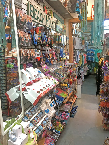 Gift Shop «Little Louis Gift Shop», reviews and photos, 312 Mission Ave, Oceanside, CA 92054, USA