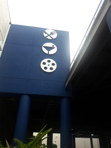 Movie Theater «Studio Movie Grill», reviews and photos, 12332 University Mall Ct, Tampa, FL 33612, USA