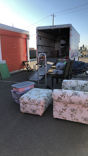 Moving Company «Petes Moving Services», reviews and photos, 3420 Oakdale Rd, Modesto, CA 95355, USA
