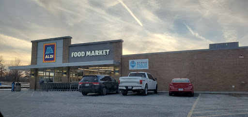 Shopping Mall «Antioch Crossing», reviews and photos, 5261 NE Antioch Rd, Kansas City, MO 64119, USA