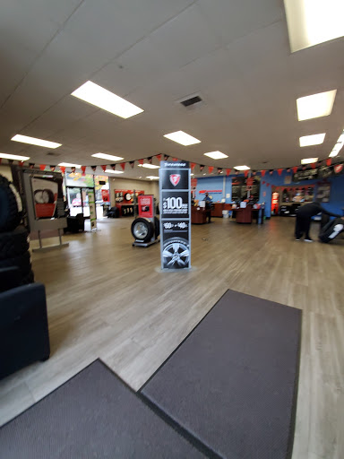Tire Shop «Firestone Complete Auto Care», reviews and photos, 295 Commercial St NE, Salem, OR 97301, USA