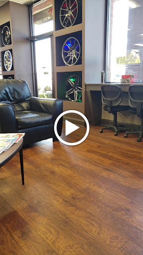 Auto Repair Shop «Gateway Tire & Service Center», reviews and photos, 1021 W McEwen Dr, Franklin, TN 37067, USA