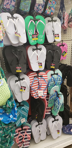 Dollar Store «Dollar Tree», reviews and photos, 4101 Dempster St, Skokie, IL 60076, USA