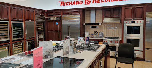 Appliance Store «P.C. Richard & Son», reviews and photos, 1450 Nixon Dr, Mt Laurel, NJ 08054, USA