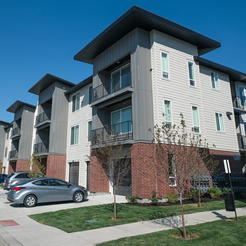 Foothill Lofts Apartments & Townhomes