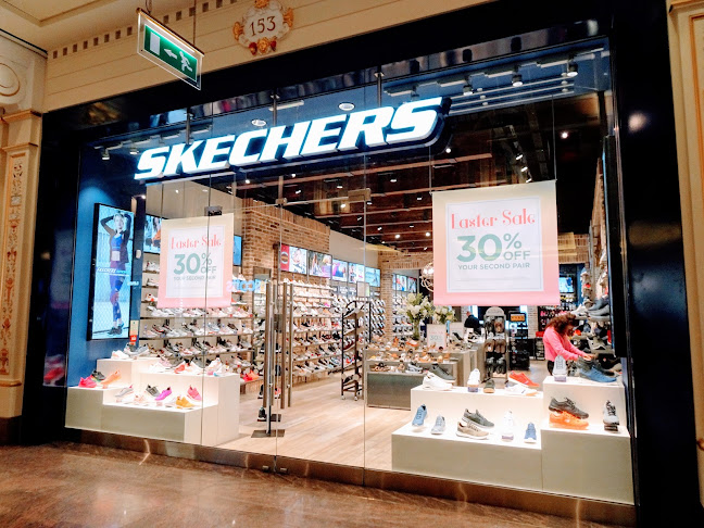 SKECHERS Retail - Shoe store