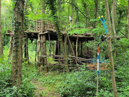 Centre d'art Château de Favières à Mosnac près de Jonzac Mosnac