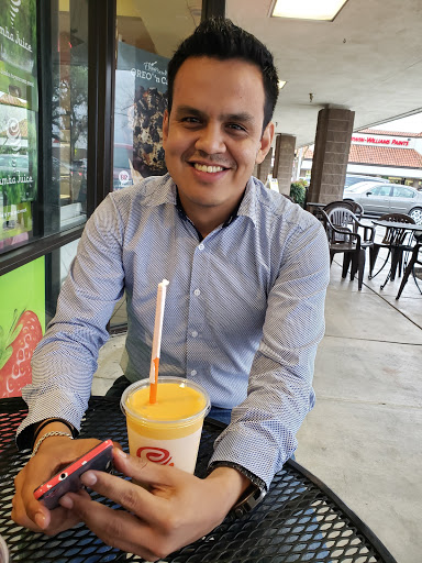 Shopping Mall «Vineyard Town Center Shopping Center», reviews and photos, 451 Vineyard Blvd, Morgan Hill, CA 95037, USA