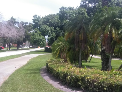 Golf Club «Miami Springs Golf & Country Club», reviews and photos, 650 Curtiss Pkwy, Miami Springs, FL 33166, USA