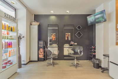 Hair station by fatou coiffure à Paris