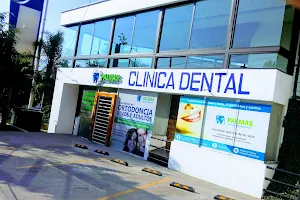 Clínica Dental Palmas image