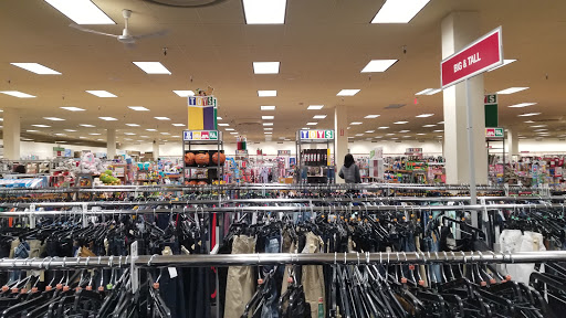 Clothing Store «Burlington Coat Factory», reviews and photos, 1716 Jantzen Beach Center, Portland, OR 97217, USA