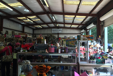 Garage Sale Store