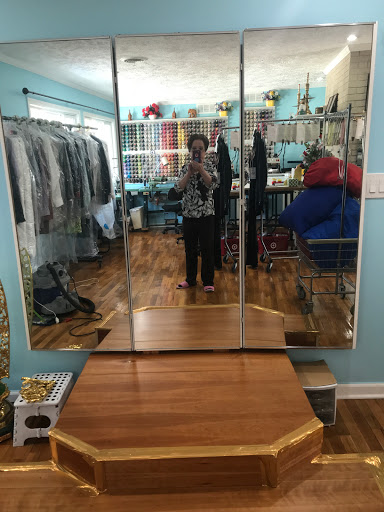 Dry Cleaner «Le the Tailor & Dry Cleaners», reviews and photos, 1754 Central Park Dr, Okemos, MI 48864, USA