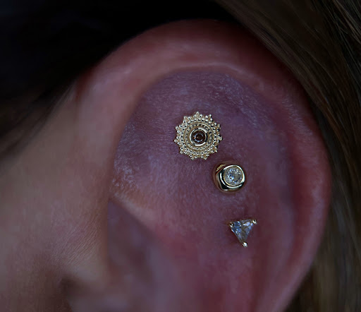 Explore flower tattoo cover up ideas, creative tattoo ideas in Las Vegas, available at Club Tattoo The Venetian Grand Canal Shoppes