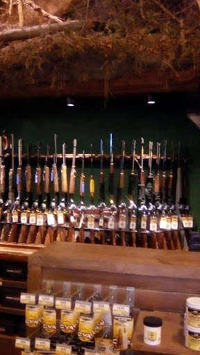 Sporting Goods Store «Bass Pro Shops», reviews and photos, 1000 Basspro Dr, Houston, TX 77047, USA