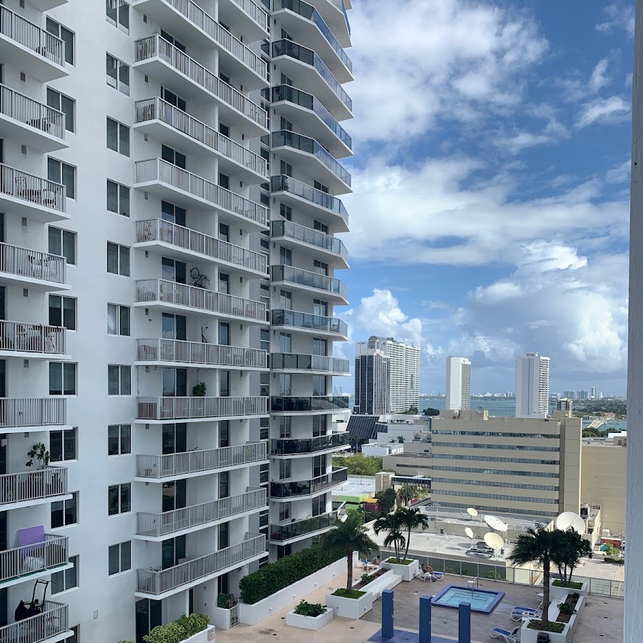 Square Station Apartments reviews