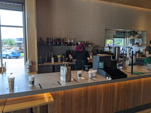 Coffee Shop «Starbucks», reviews and photos, 100 Rivers Edge Dr, Milford, OH 45150, USA