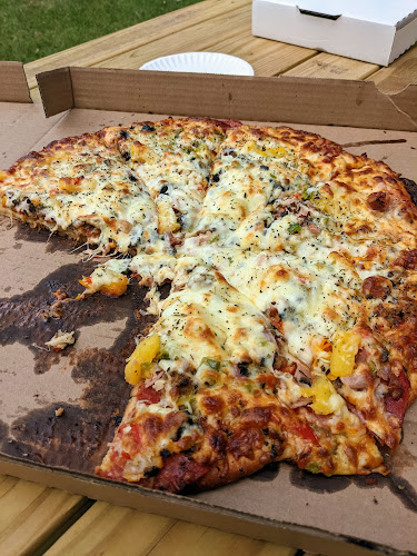 #1 best pizza place in Elkhart - Freshieez