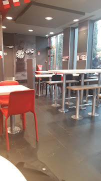 Atmosphère du Restaurant KFC Grenoble St-Martin-D'Hères à Saint-Martin-d'Hères - n°19