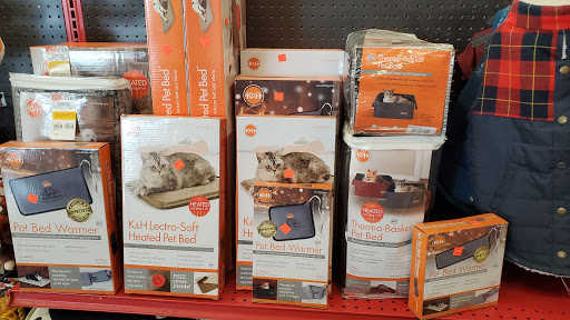 Pet Supply Store «Petco Animal Supplies», reviews and photos, 6181 Old Dobbin Ln #800, Columbia, MD 21045, USA