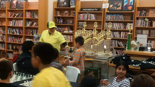 Shopping Mall «ShoppingTown Mall», reviews and photos, 3649 Erie Blvd E, Syracuse, NY 13214, USA