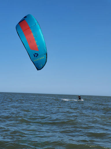 Kite surfing school PUSH Kiting in essex