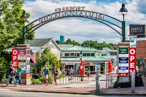 Freeport Village Station image