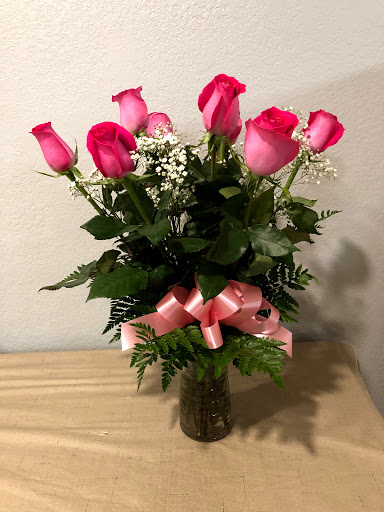 Florist «Roses Just Because/Hub Florist Of Lutz», reviews and photos, 18721 N Dale Mabry Hwy, Lutz, FL 33548, USA
