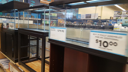 Pet Supply Store «Petco Animal Supplies», reviews and photos, 2242 N Richmond Rd, McHenry, IL 60051, USA