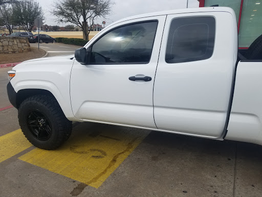 Tire Shop «Discount Tire Store - McKinney, TX», reviews and photos, 2751 S Central Expy, McKinney, TX 75070, USA
