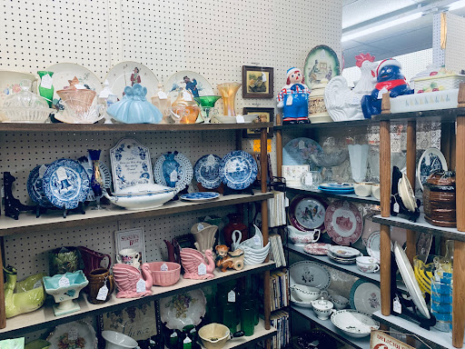 Antique Store «Treasures At Century Plaza», reviews and photos, 3702 Century Dr, Fort Smith, AR 72903, USA