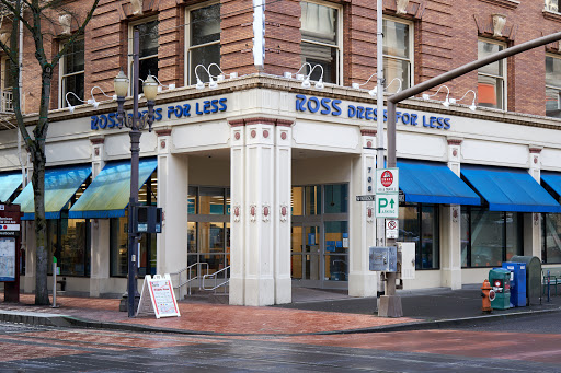 Clothing Store «Ross Dress for Less», reviews and photos, 700 SW 3rd Ave, Portland, OR 97204, USA