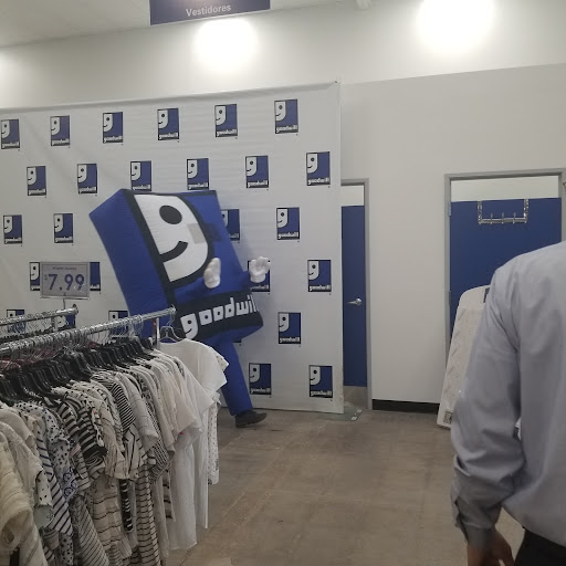 Hardware Store «Harbor Freight Tools», reviews and photos, 2231 S Loop 288 #131, Denton, TX 76205, USA