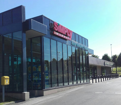 Auchan Supermarché Saint-Arnoult à Saint-Arnoult-en-Yvelines