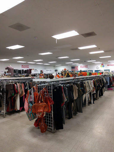 Thrift Store «Neighborhood Thrift Store Distribution Center», reviews and photos, 353 E Olive Ave, Fresno, CA 93728, USA