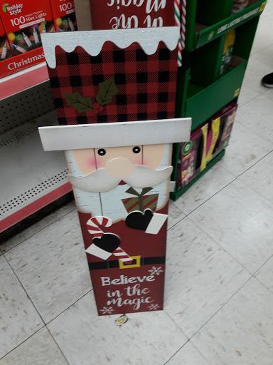 Discount Store «Dollar General», reviews and photos, 321 St Charles Rd, Villa Park, IL 60181, USA