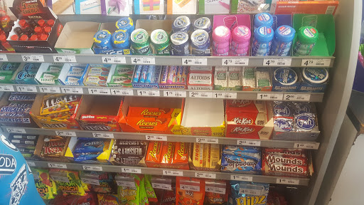 Office Supply Store «Staples», reviews and photos, 17410 Mack Ave, Grosse Pointe, MI 48230, USA