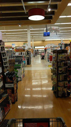 Grocery Store «Jewel-Osco», reviews and photos, 3124 N Lewis Ave, Waukegan, IL 60085, USA