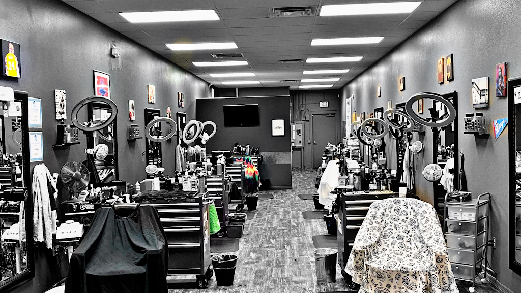 Hammer & Co. Barbershop 33897