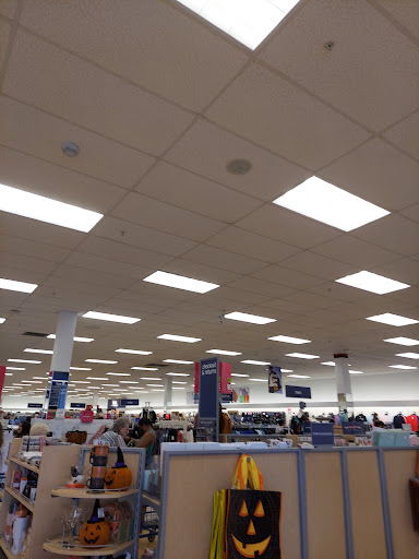 Department Store «Marshalls», reviews and photos, 2175 E Semoran Blvd, Apopka, FL 32703, USA