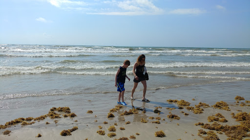 Beach Resort «Sandcastle Condominiums & Event Center», reviews and photos, 800 Sandcastle Dr, Port Aransas, TX 78373, USA