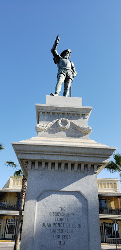 Cocktail Bar «Tradewinds Lounge», reviews and photos, 124 Charlotte St, St Augustine, FL 32084, USA