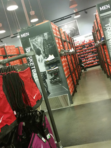 Clothing Store «Nike Factory Store», reviews and photos, 201 Boardwalk Blvd, Bossier City, LA 71111, USA