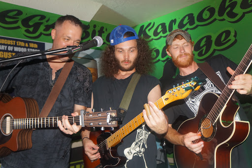 Night Club «Mega-Bites Karaoke Lounge», reviews and photos, 31 Confederate Rd, Crossville, TN 38555, USA