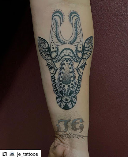 Tattoo Shop «Game Face Tattoos», reviews and photos, 2015 S Orange Ave, Orlando, FL 32806, USA